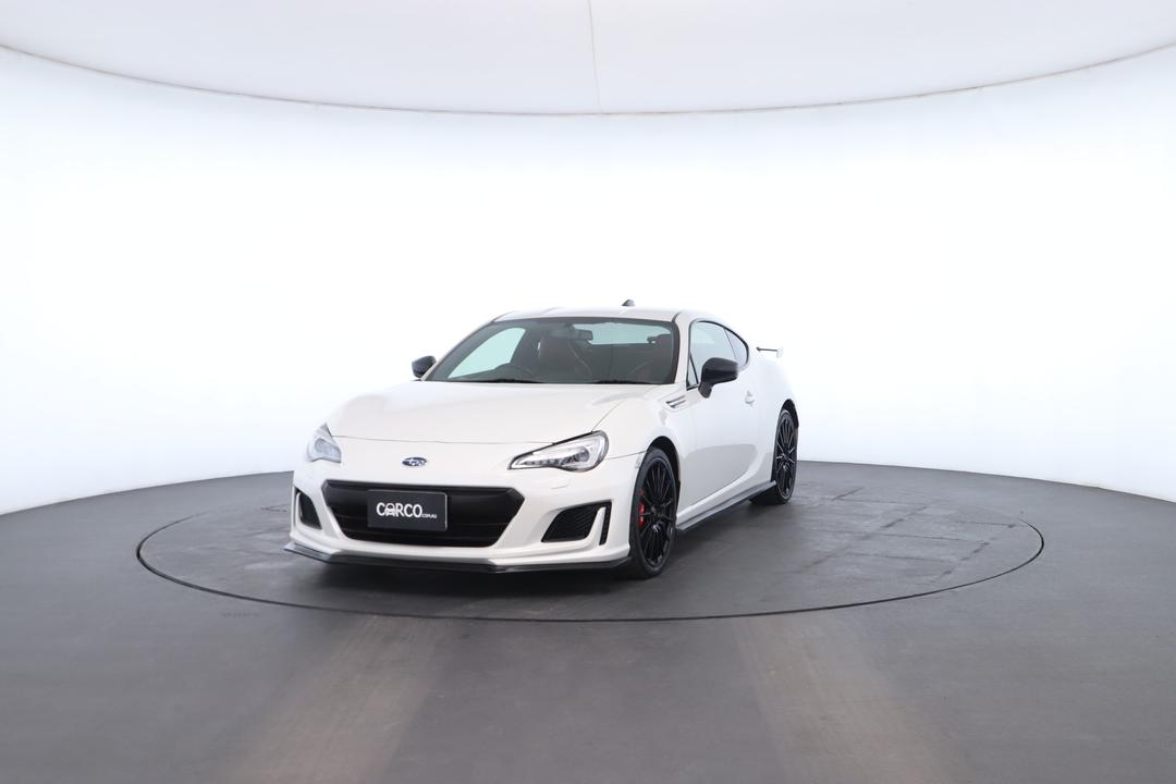 Exterior view frame 4