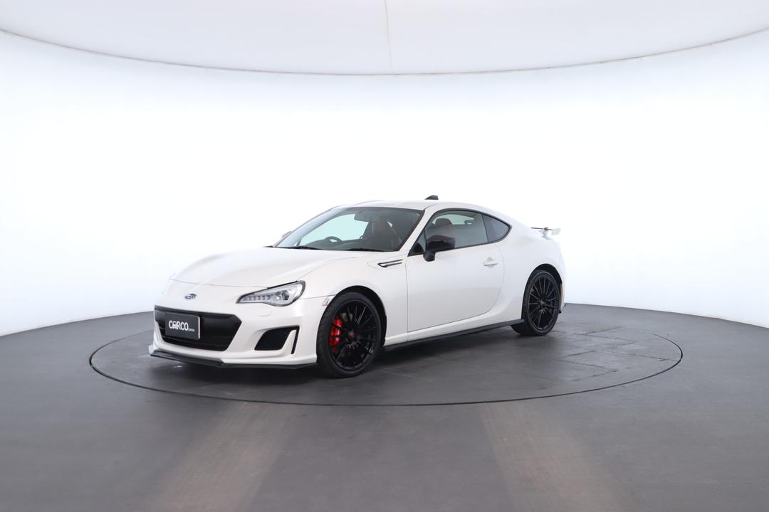 Exterior view frame 5