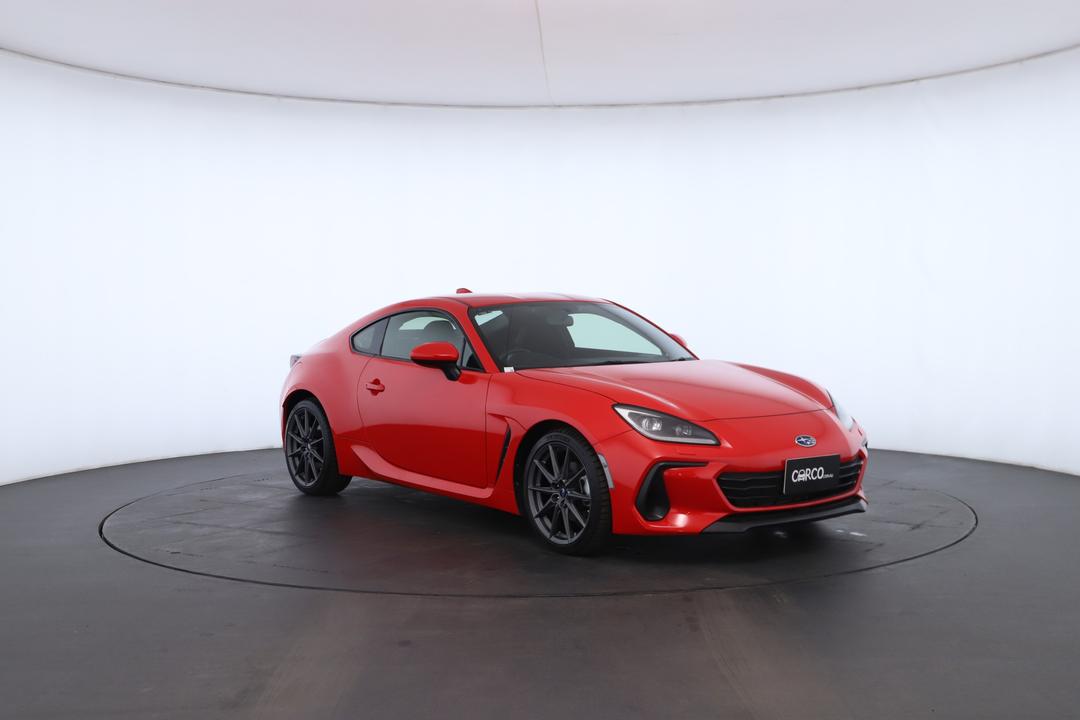 Exterior view frame 1