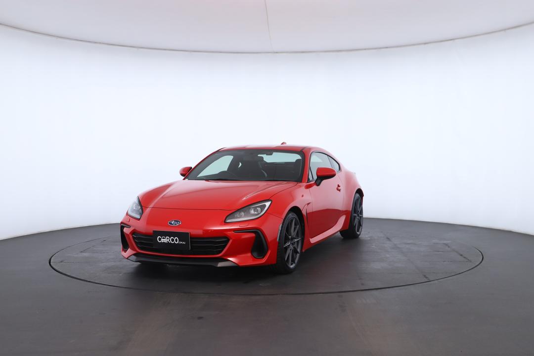 Exterior view frame 4