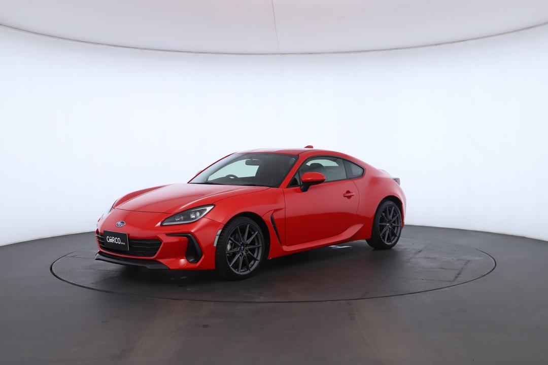 Exterior view frame 5