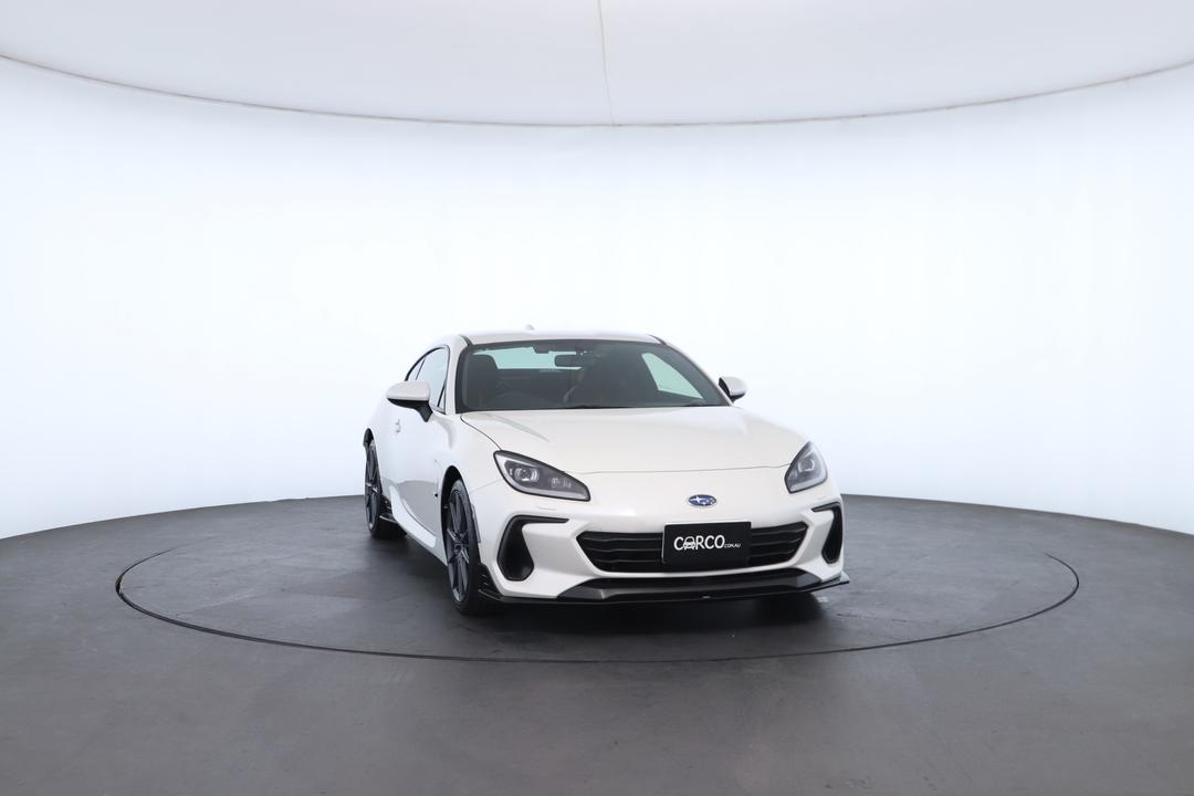 Exterior view frame 2