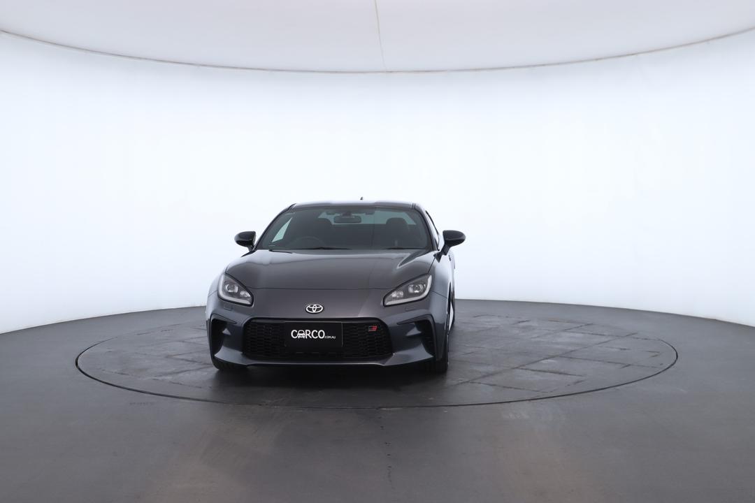 Exterior view frame 3