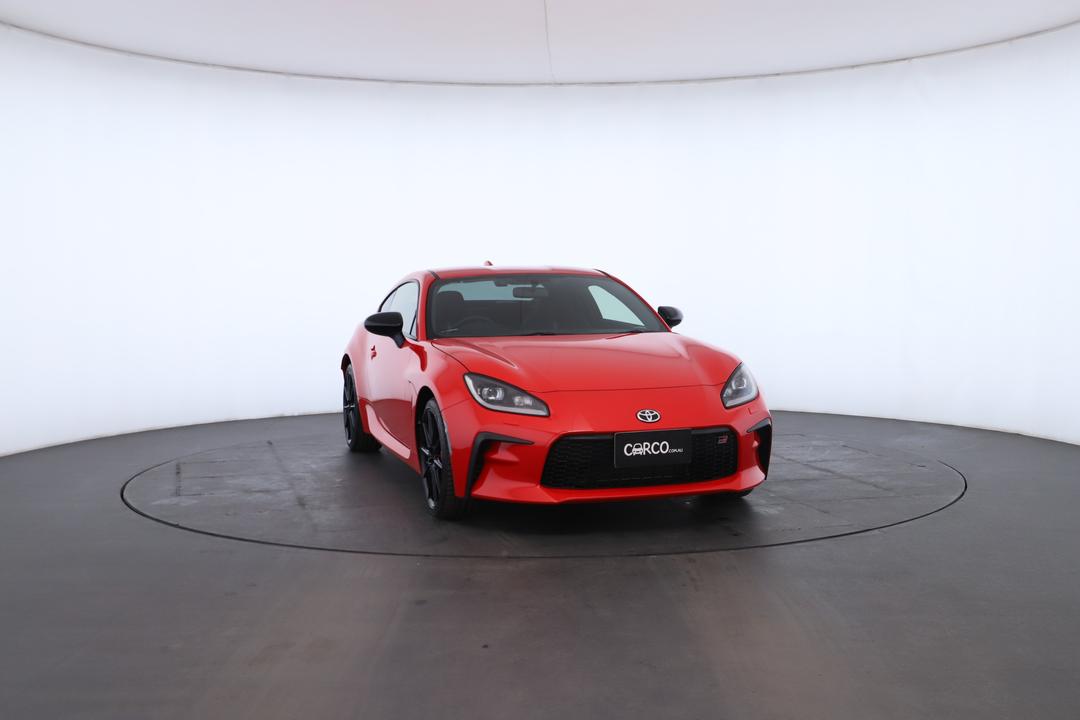 Exterior view frame 2