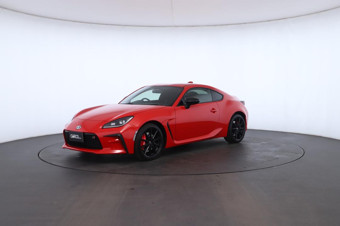 Exterior view frame 5