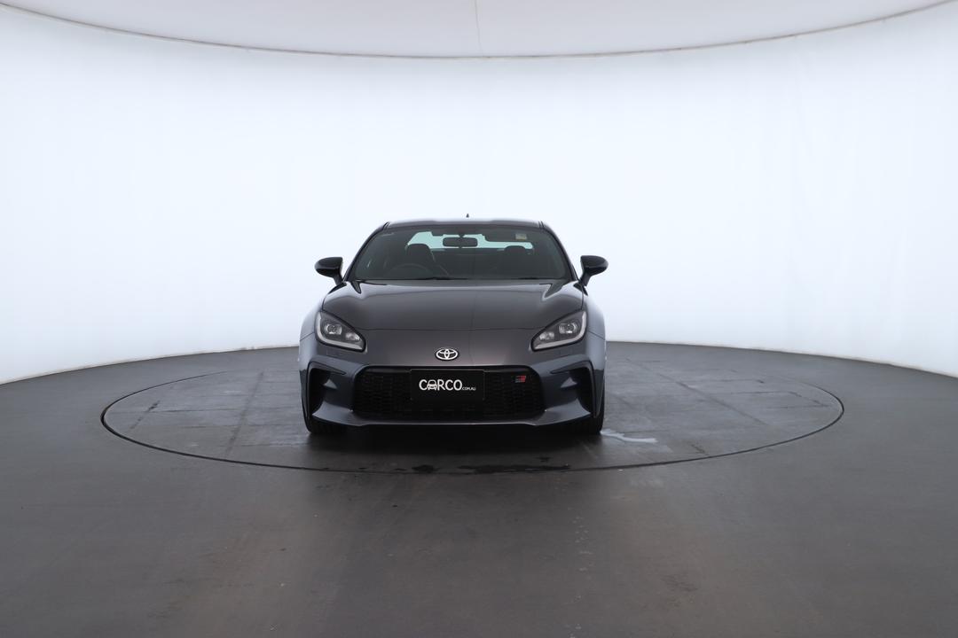 Exterior view frame 3