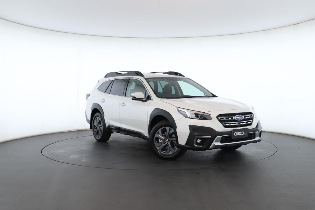 Exterior view frame 0