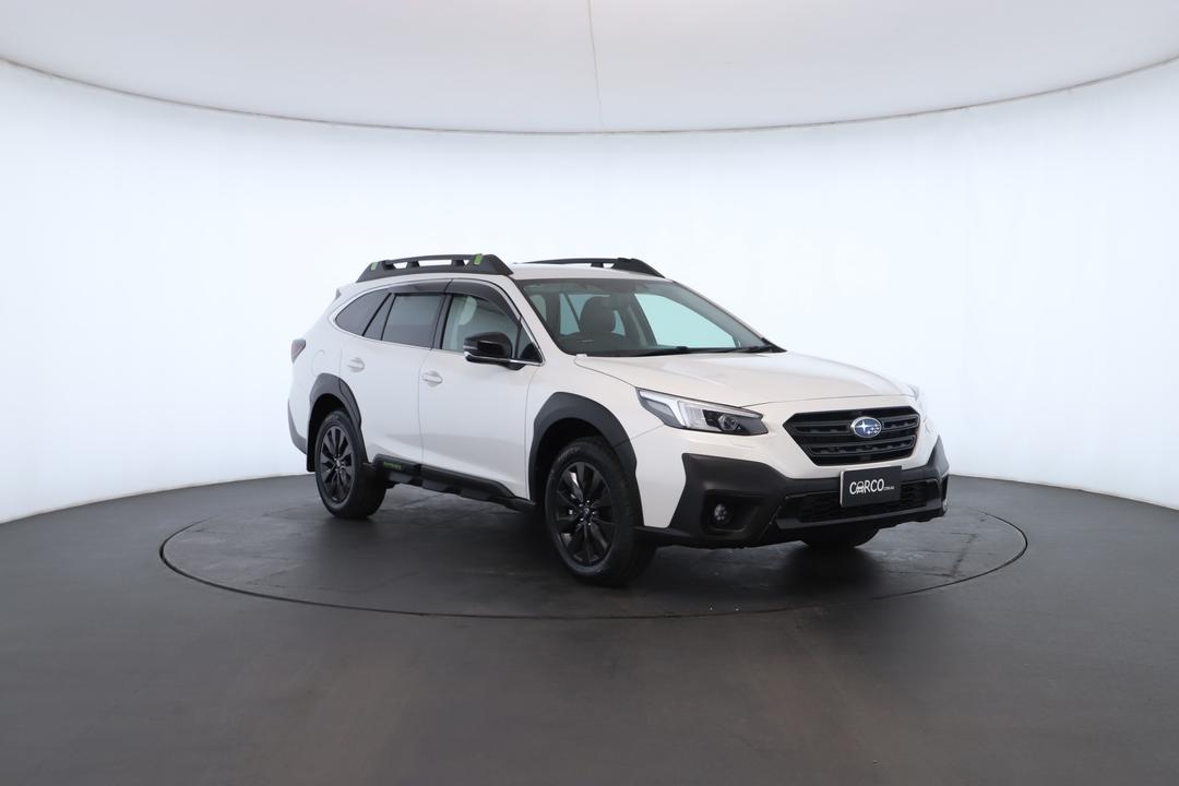 Exterior view frame 1