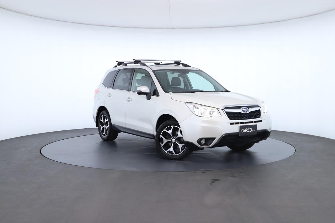 Exterior view frame 0