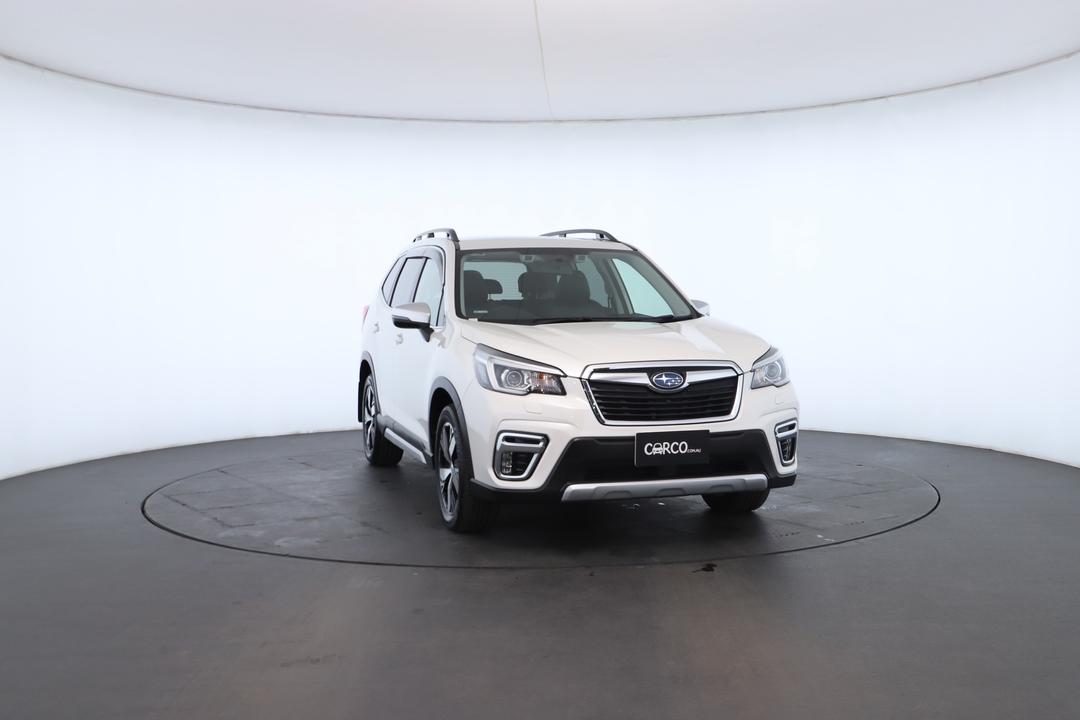 Exterior view frame 2