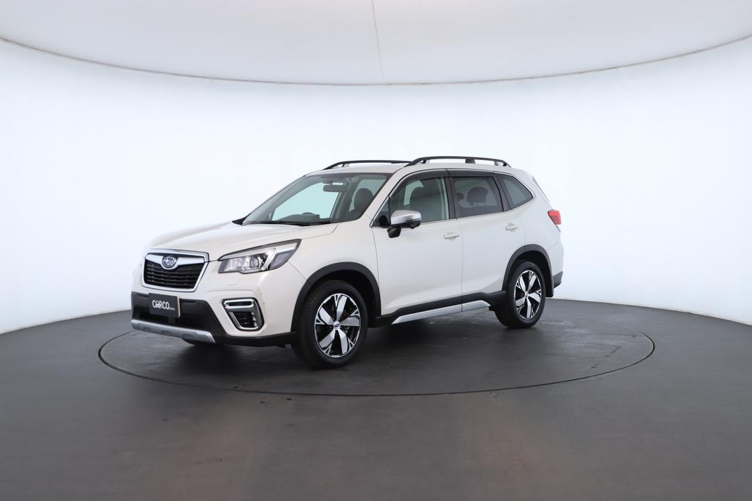 Exterior view frame 5