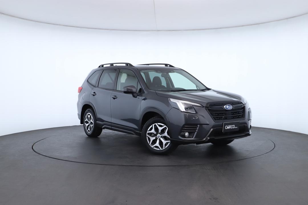 Exterior view frame 0