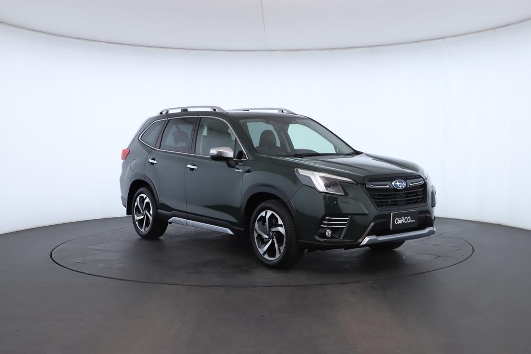 Exterior view frame 1