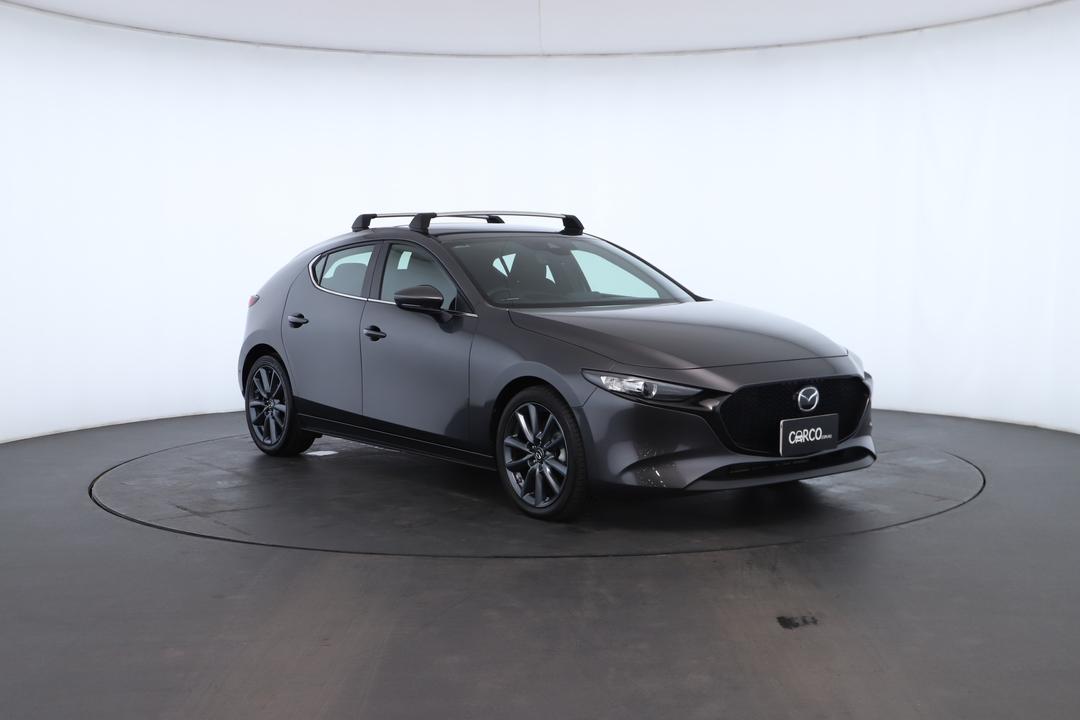 Exterior view frame 1