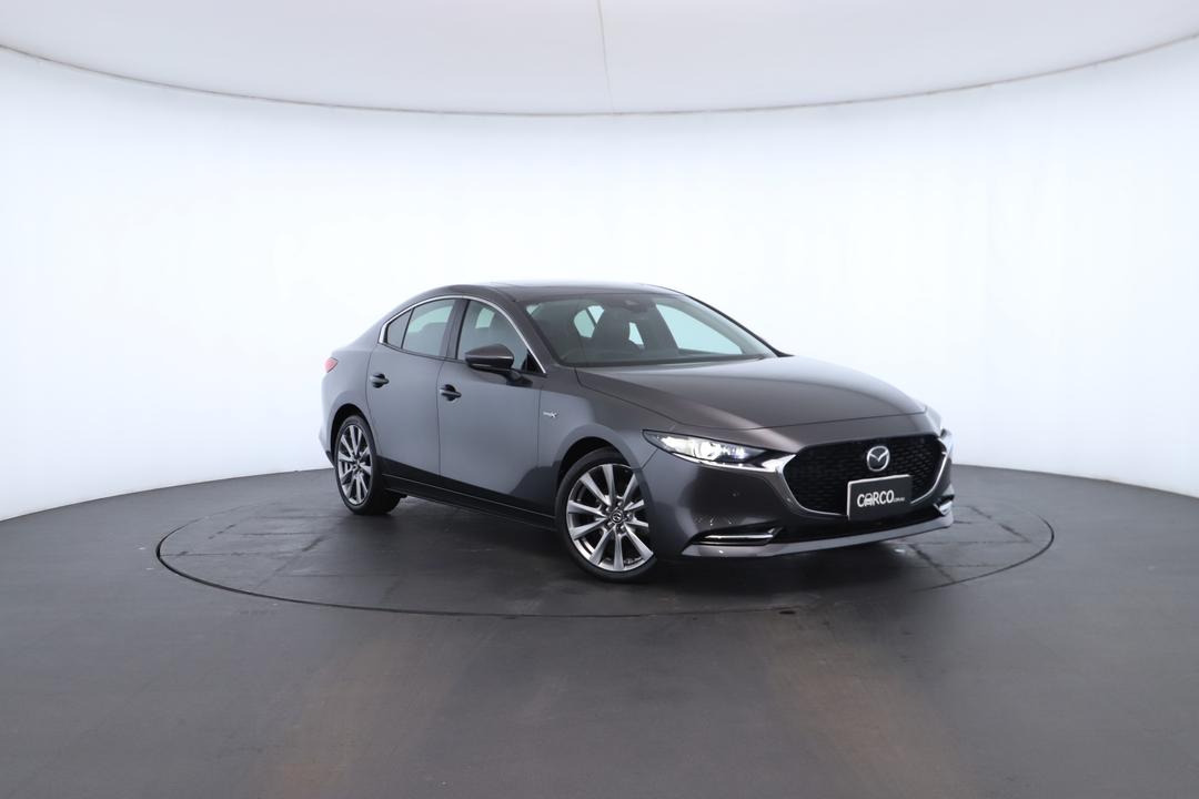 Exterior view frame 0