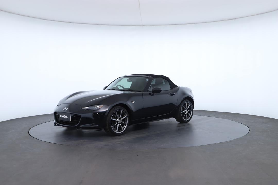 Exterior view frame 5