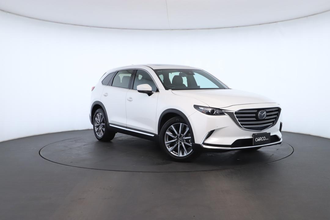 Exterior view frame 0