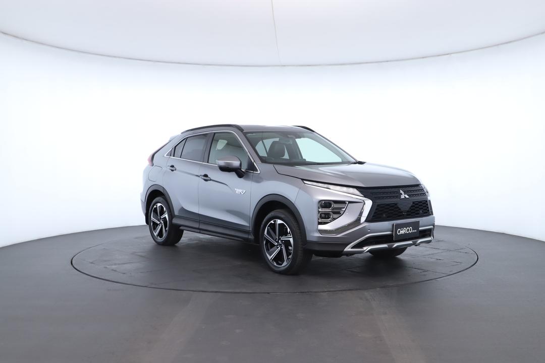 Exterior view frame 1