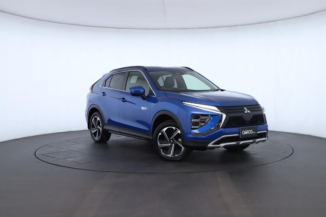 Exterior view frame 0