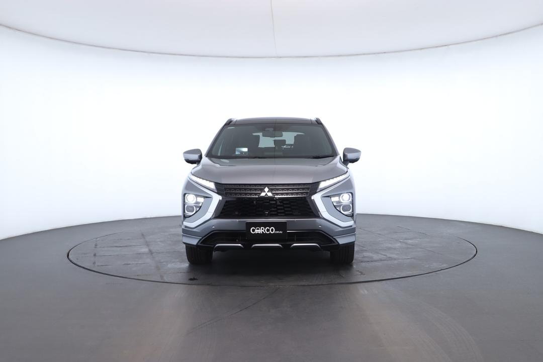 Exterior view frame 3