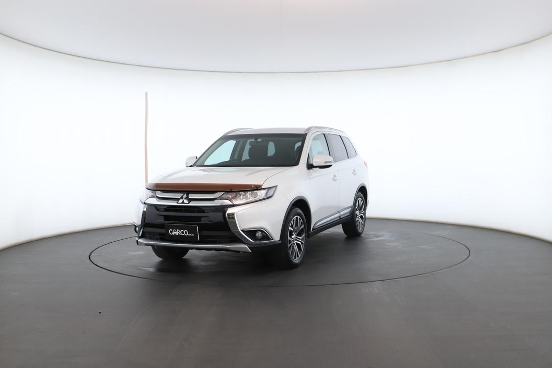 Exterior view frame 4