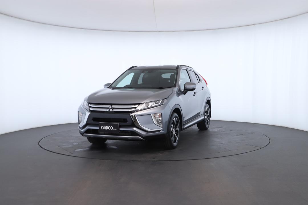 Exterior view frame 4