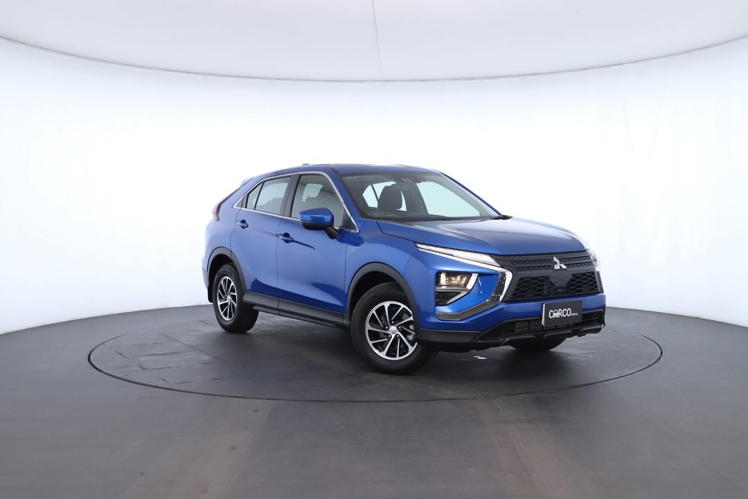 Exterior view frame 0