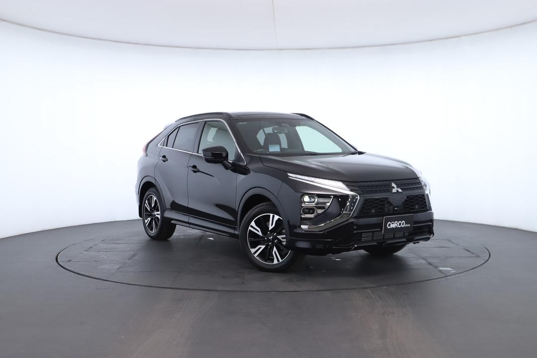 Exterior view frame 0