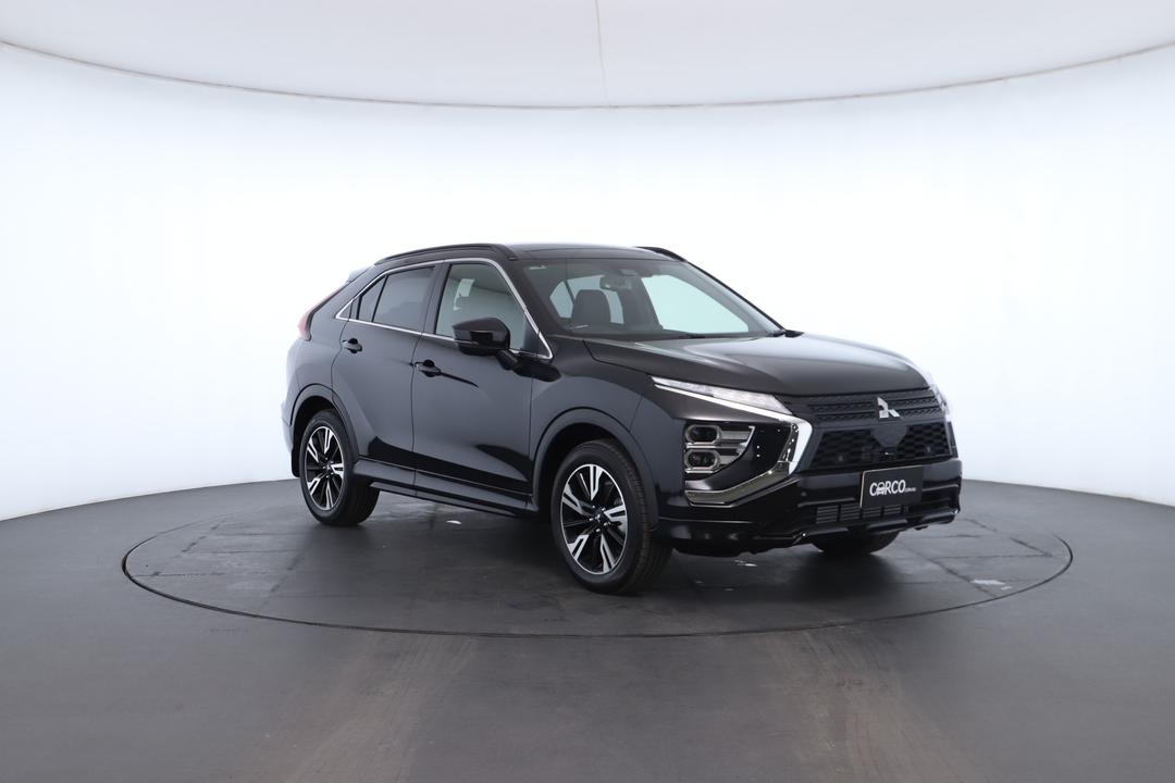 Exterior view frame 1