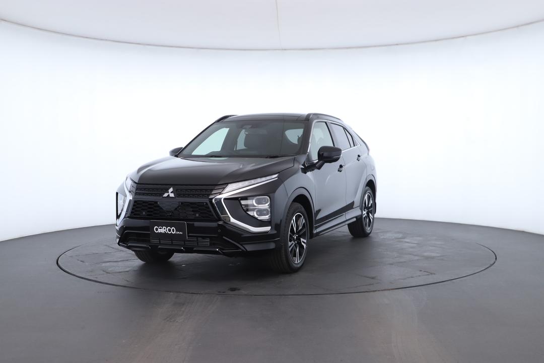 Exterior view frame 4