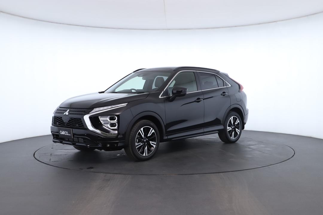 Exterior view frame 5