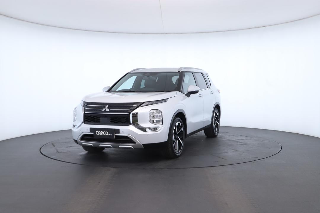 Exterior view frame 4