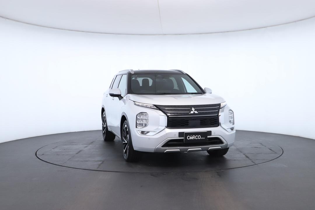 Exterior view frame 2