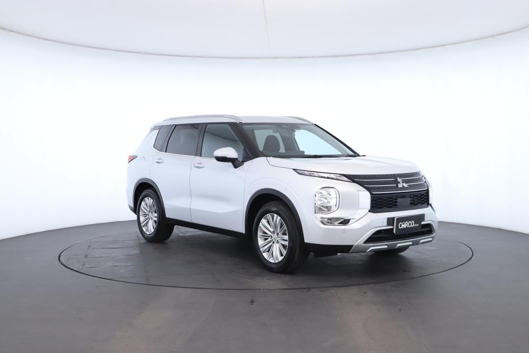 Exterior view frame 1