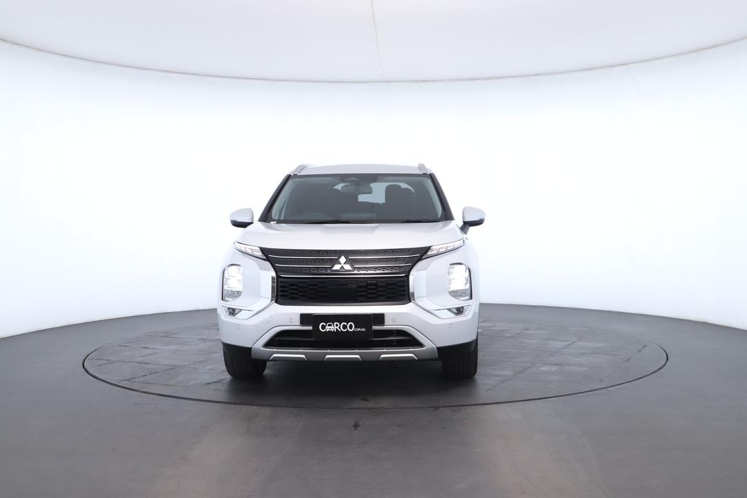 Exterior view frame 3