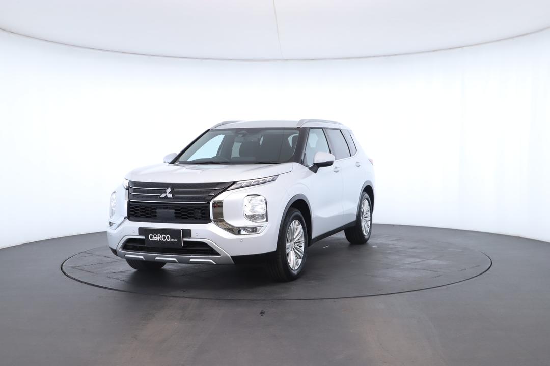 Exterior view frame 4