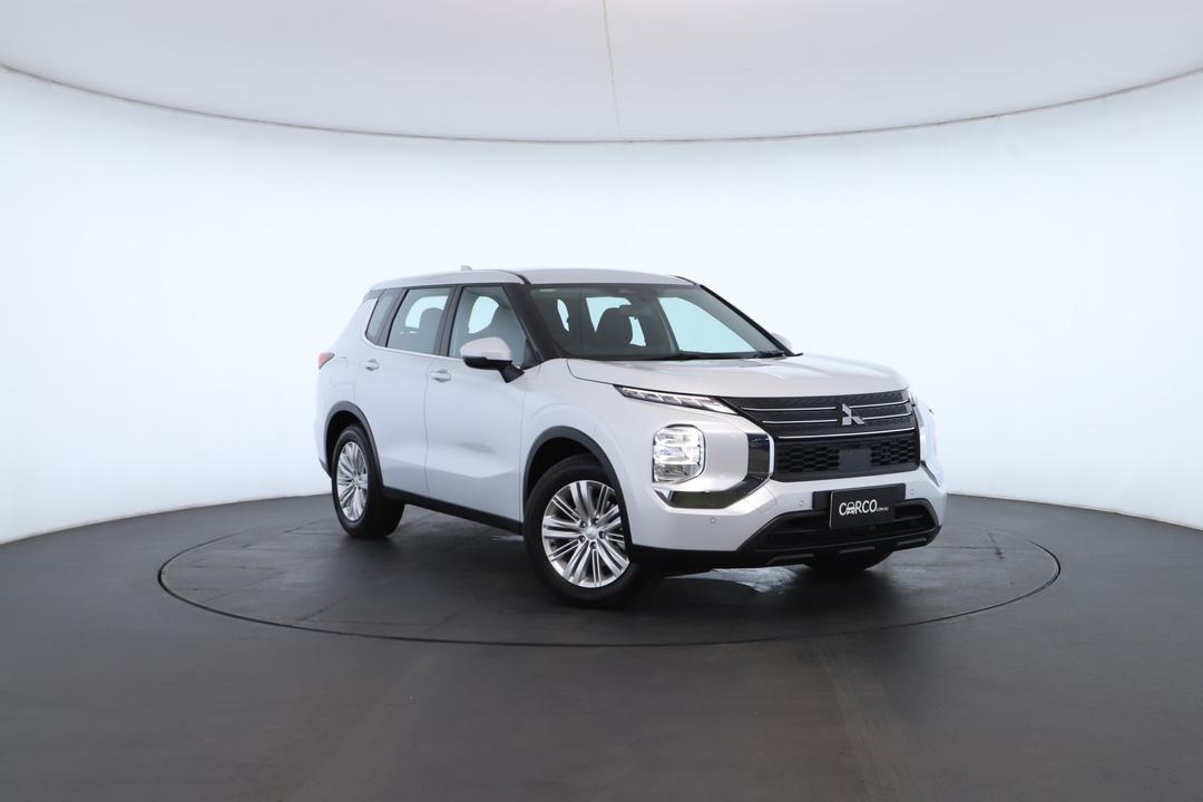 Exterior view frame 0