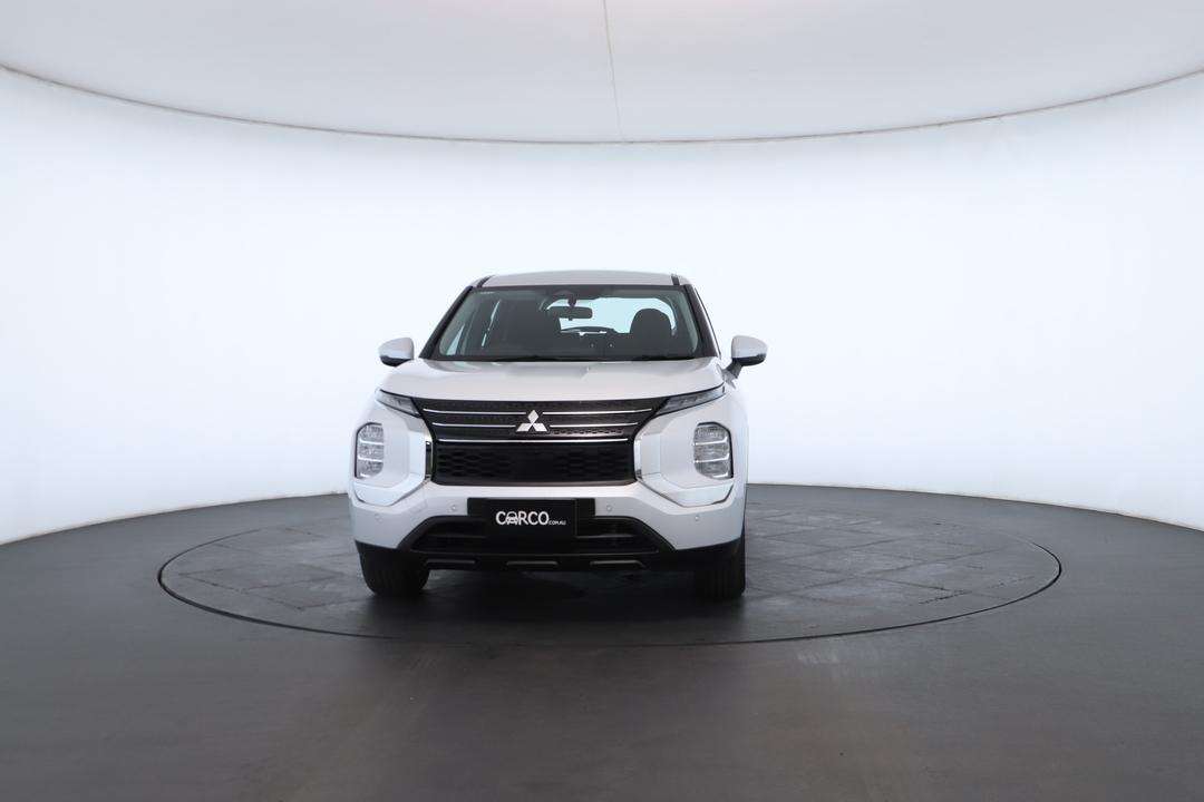 Exterior view frame 3