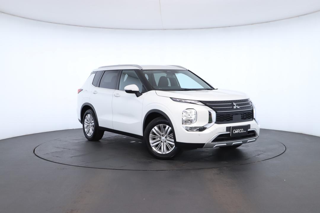 Exterior view frame 0