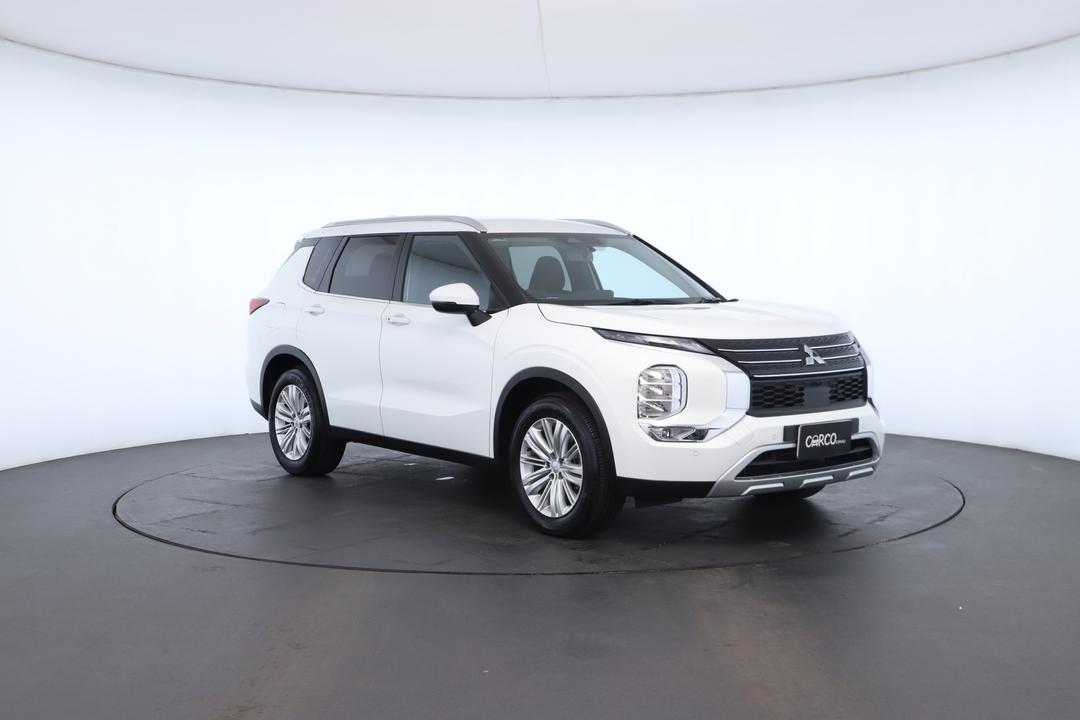 Exterior view frame 1