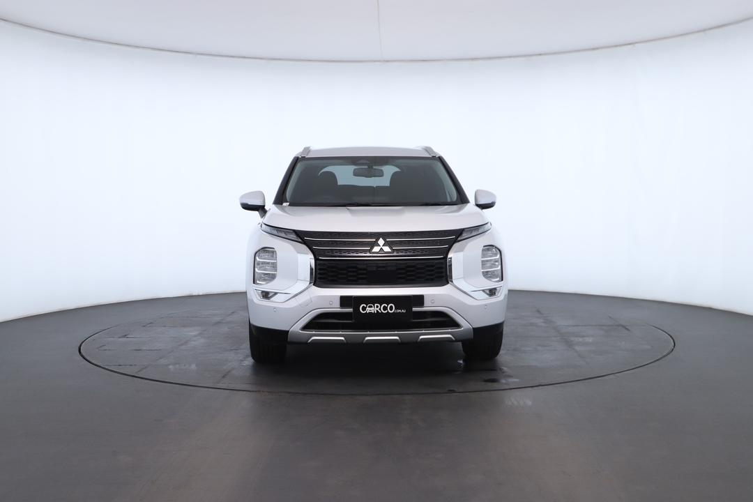 Exterior view frame 3