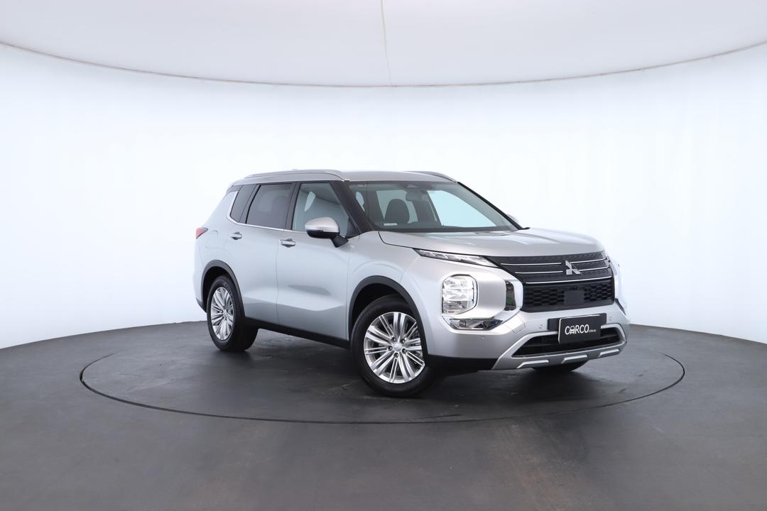 Exterior view frame 0