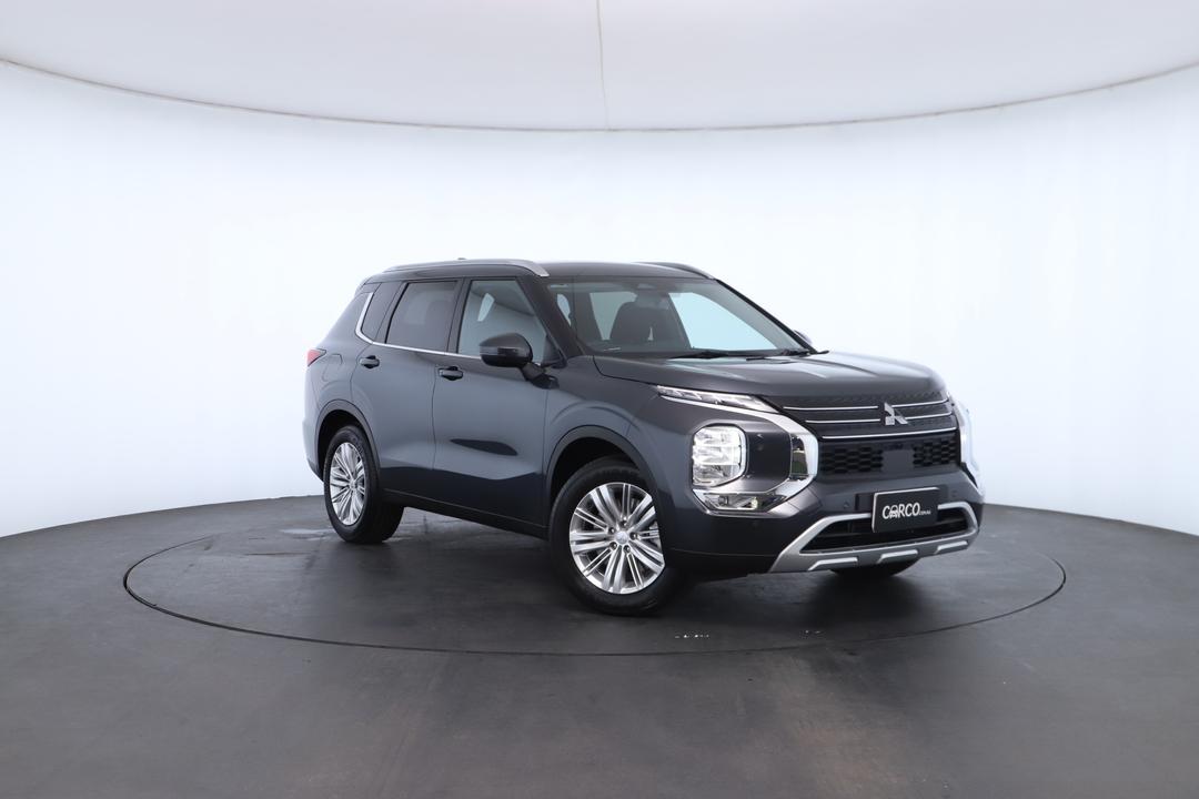 Exterior view frame 0