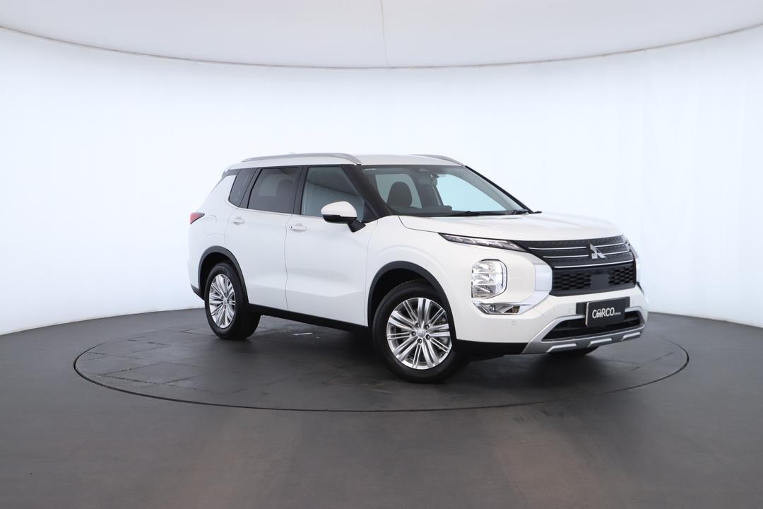 Exterior view frame 0