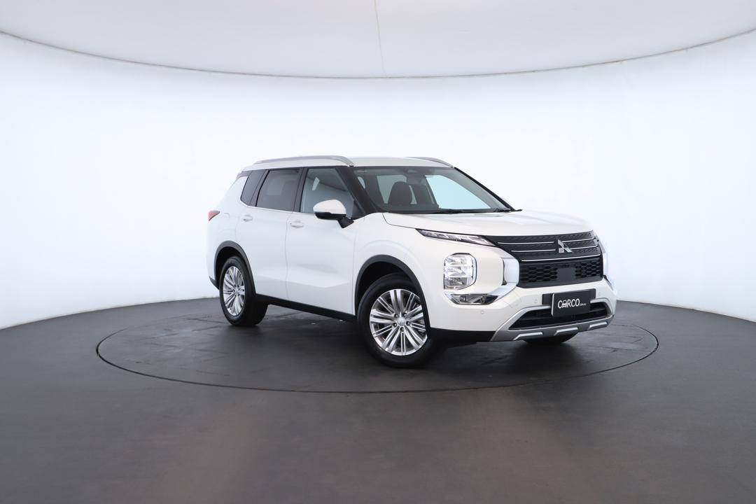 Exterior view frame 0