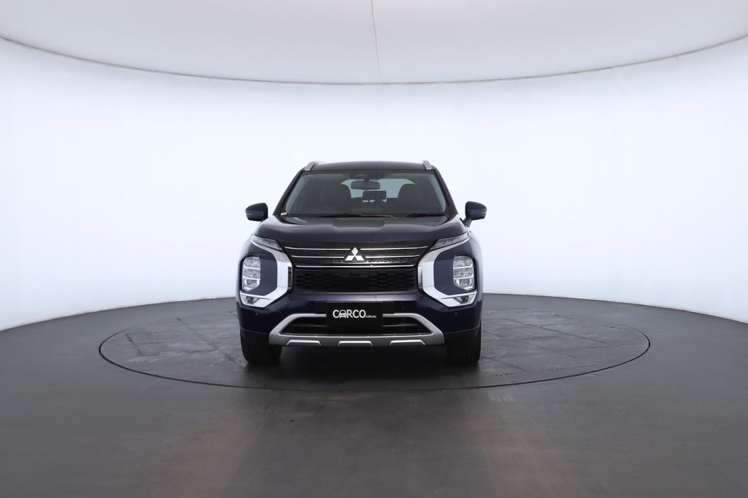 Exterior view frame 3