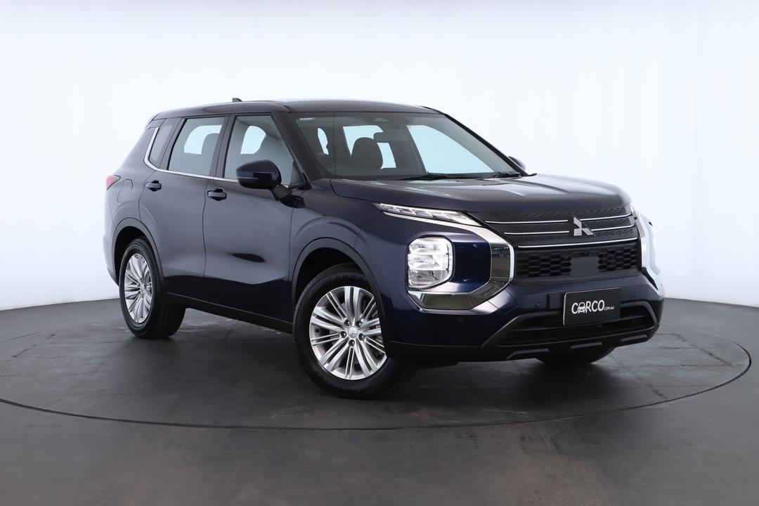 Exterior view frame 0