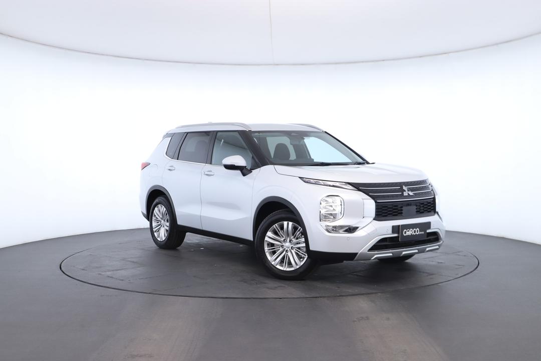 Exterior view frame 0