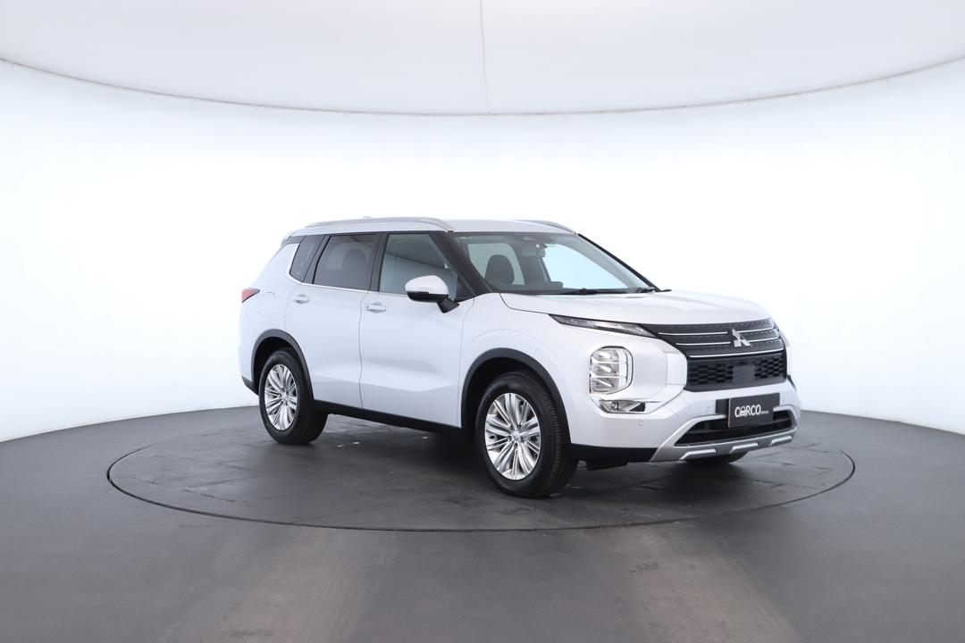 Exterior view frame 1