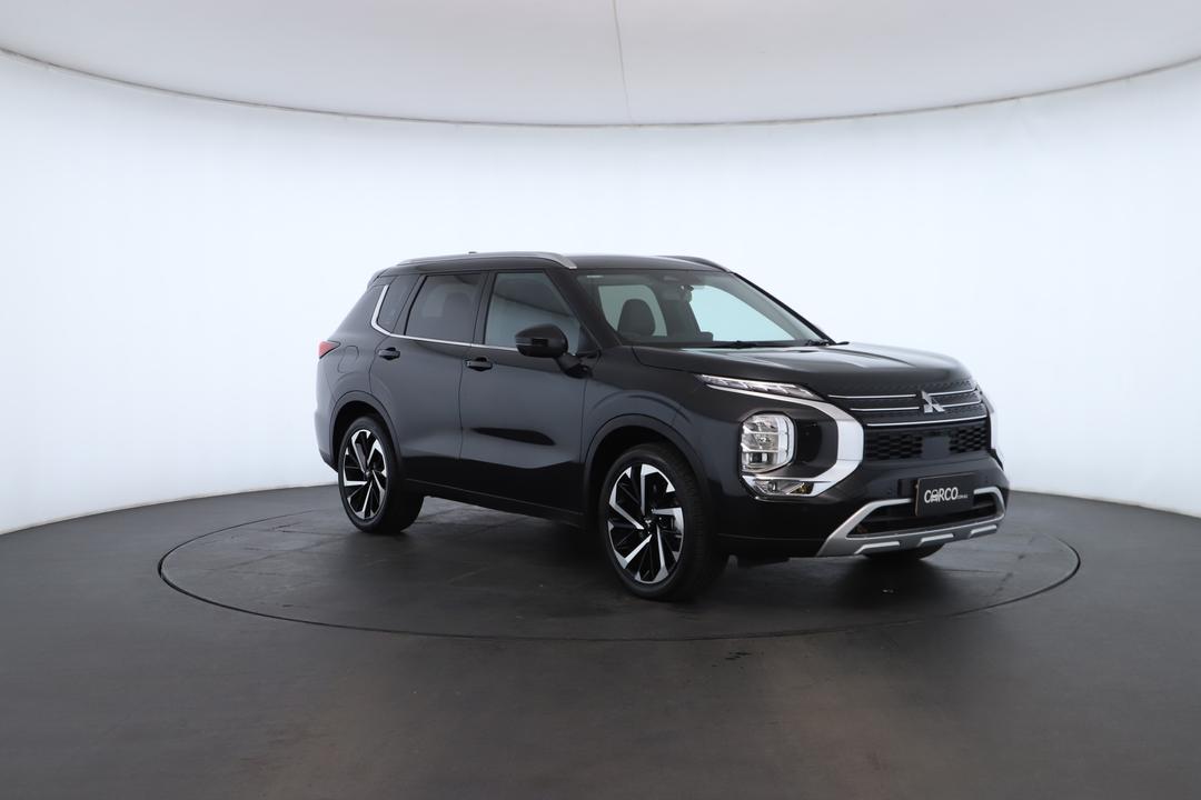 Exterior view frame 1